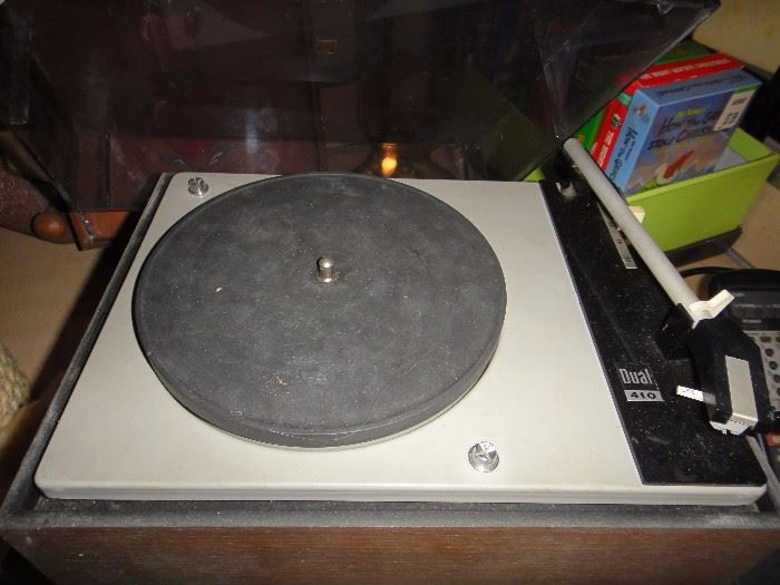  Vintage Record player