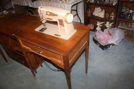 Singer 500A sewing machine
