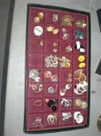 LOTS OF COSTUME JEWELRY