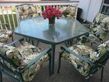PATIO TABLE SET