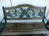 OAK & METAL OUTDOOR BENCH