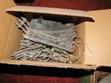 VINTAGE LIONEL TRAIN SET W/TRACKS