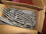 VINTAGE LIONEL TRAIN SET W/TRACKS