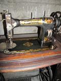 VINTAGE WHITE ROTARY SEWING MACHINE & CABINET