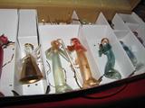 GLASS NATIVITY SET