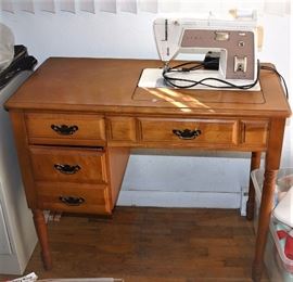 Singer Touch & Sew Sewing Machine in Cabinet