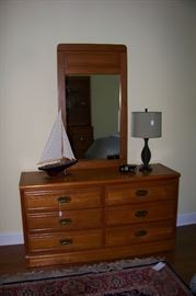 Solid oak dresser with mirror