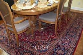 Pretty rug in the dining room