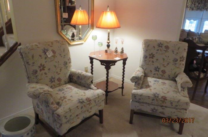 Wing Back Chairs, Lamp, & Oak Table