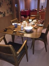 Original Drexel breakfast room suite