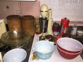 Vintage kitchewares