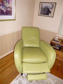 AUBREY (KIWI) LEATHER RECLINER FROM MACY'S