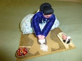 NAVAJO  NATIVE AMERICAN DOLL 