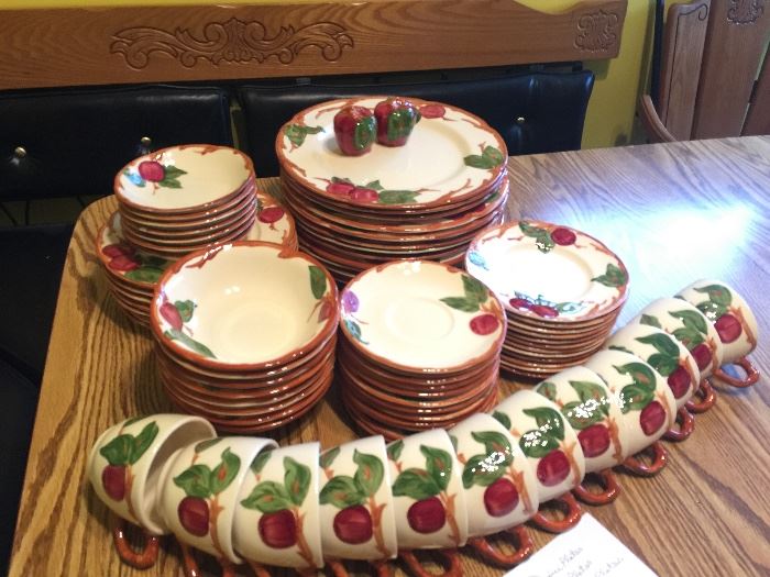 Franciscan dishes - Apple pattern - great condition.  Service for 8 plus extra dinner plates & cups and saucers.  Also lots of accessory pieces available.