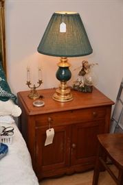 pine dry sink, pair lamps