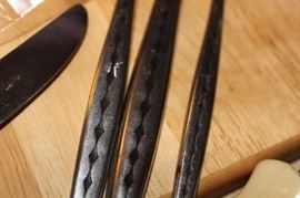 Fun flatware pattern!