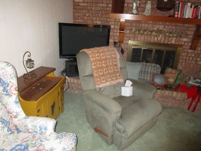 Awesome Ann Arbor Estate Sale starts on 4/8/2017