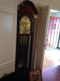 #53 Howard Miller Grandfather clock 72tx19 w $500 