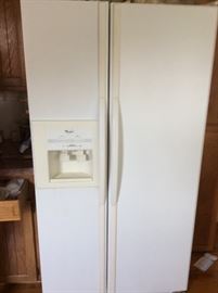 Whirlpool Side-by-side Refrigerator/Freezer with ice maker