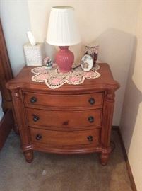 Queen size bed, like new, with matching dresser w/mirror and night stand