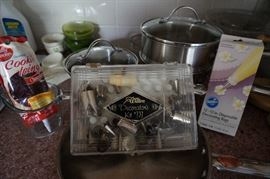 Wilton Decorating Kit