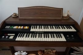 Hammond Organ