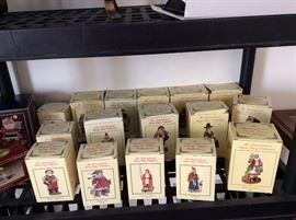 The International Santa Claus Collection