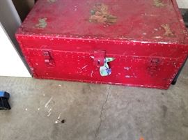 vintage trunk