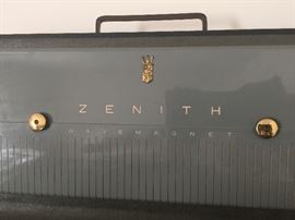 Zenith Wavemagnet trans-oceanic radio