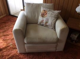 Den - additional chair