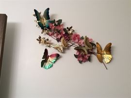 Main bath decor - hallway