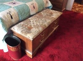 MBR - excellent cedar chest with padded seat