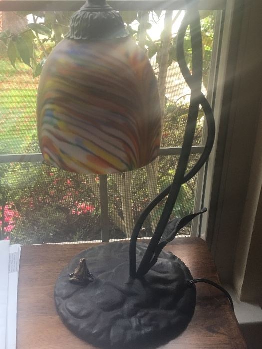 Tulip-shape Desk Lamp