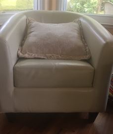 Matching White Leather Living Room / Den Chair