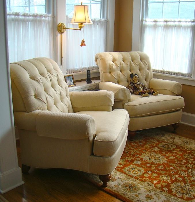 Ethan Allen" Shawe" Chairs Oatmeal Gunnar Upholstery Excellent Condition