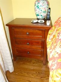 Vaughan Bassett Nightstand