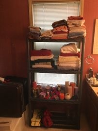 candles and more linens