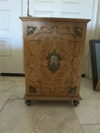 Small English Pine Chest with Cartouche - Shelf Inside