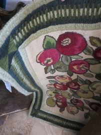 Needlepoint Rug - Apples : )