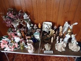 Beautiful centerpieces and statues, many religious!