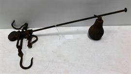 Bale Scale with Pear Weight