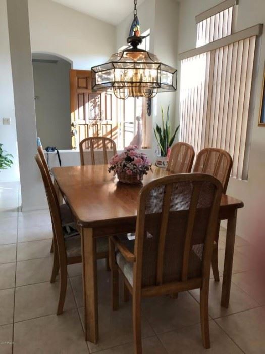 Dining room set w/ chairs