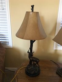 Lamp with wildlife