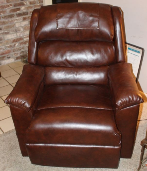 Beautiful, and very comfortable, lift chair with small tables that unfold from the arms. Like new condition!