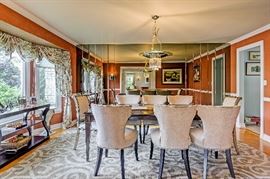 Ethan Allen console from the Modern Glamour collection Donatella console. Retail price $1,400. Our price $700. 