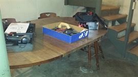 kitchen table w/4 chairs