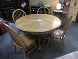 Round Oak Table with 4 Windsor chairs