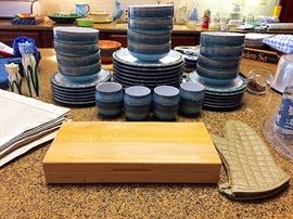 Beautiful Dish Set, Knife Set 