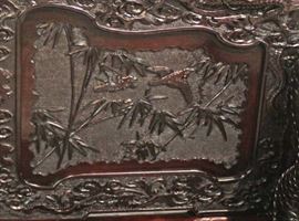  — O R N A T E  —

ANTIQUE Solid Hard Wood Hand Carved and Ornate Asian Lift Seat Hall Bench

approximately 51"h x 58"w x 24"d 