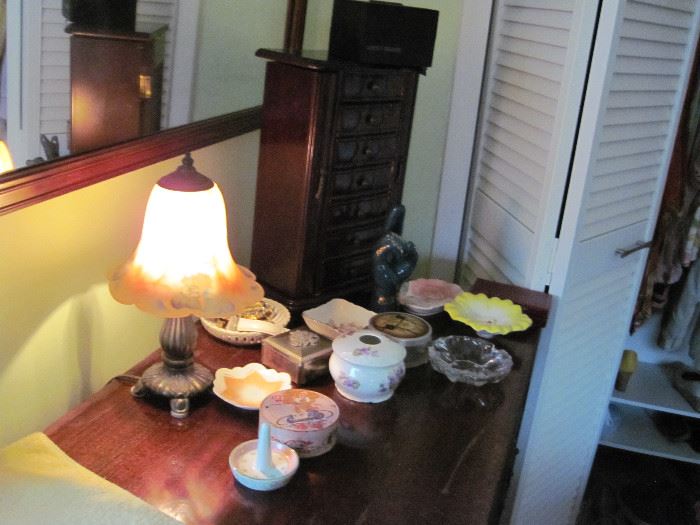 Estate/Tag Sale Inside Private Home in Howell, MI starts on 4/6/2017